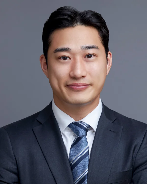 Professional portrait photographed by Alex Lee in New York City